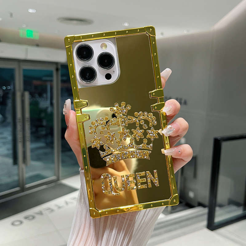1Pc Golden For iPhone 16 Pro Max Crown Design Phone Case