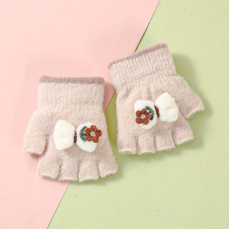 Winter Gloves Color Grey Size 1 To 4Y