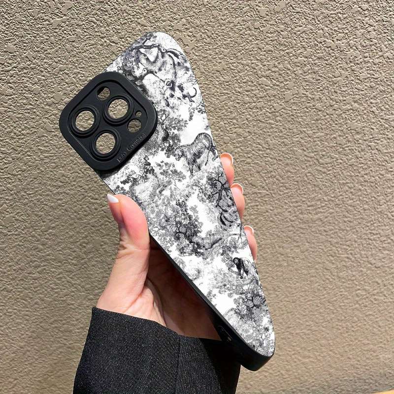 1Pc Mixed Color  For iPhone XR Black White Forest Phone Case