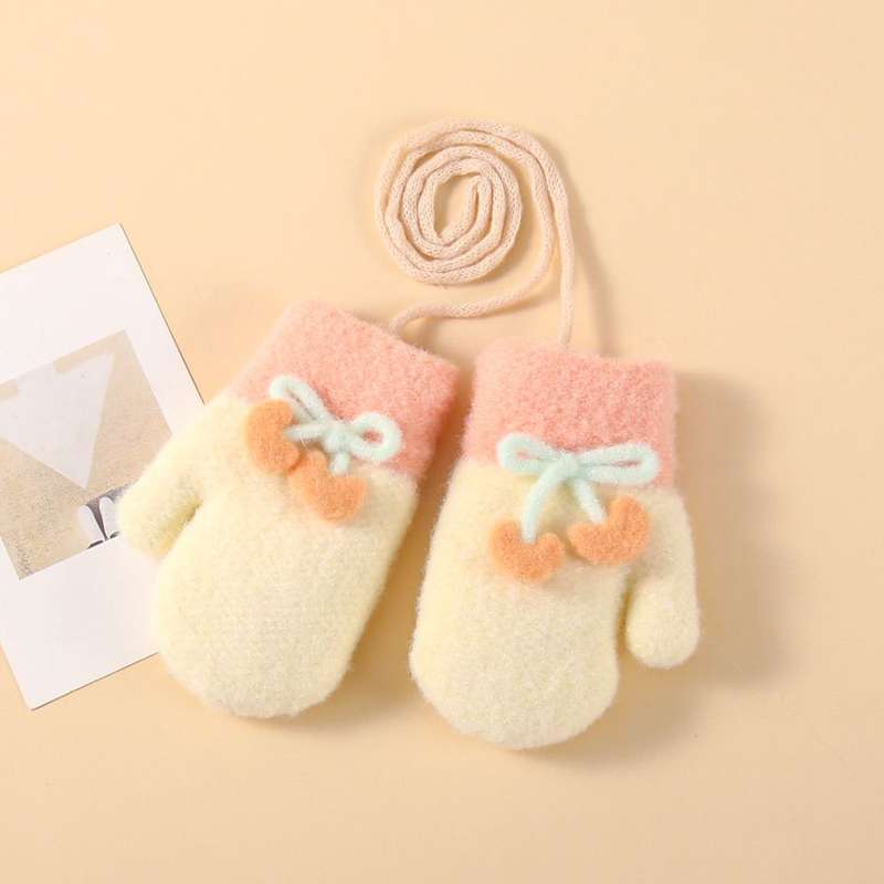 Winter Gloves Color Blue Size 1 To 3Y