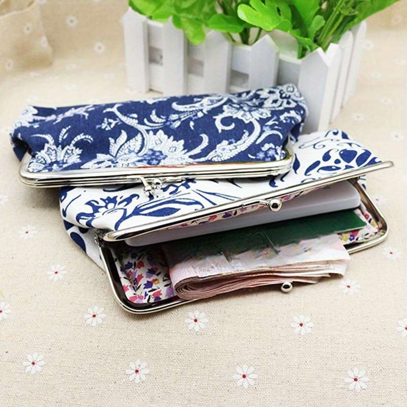1pc Elegant Blue and White Porcelain-Inspired Canvas Coin Purse Ethnic Floral Design Compact 5-I