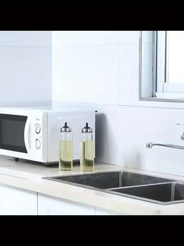 1PC Single Handle Kitchen Sink Hot And Cold Water Faucet