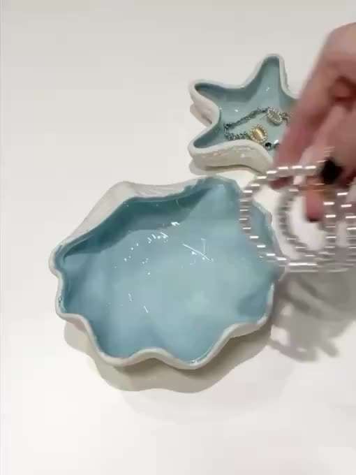 1pc Ocean-Themed Ceramic Starfish Ashtray Handcrafted Nautical Decor with Realistic Sea Textur