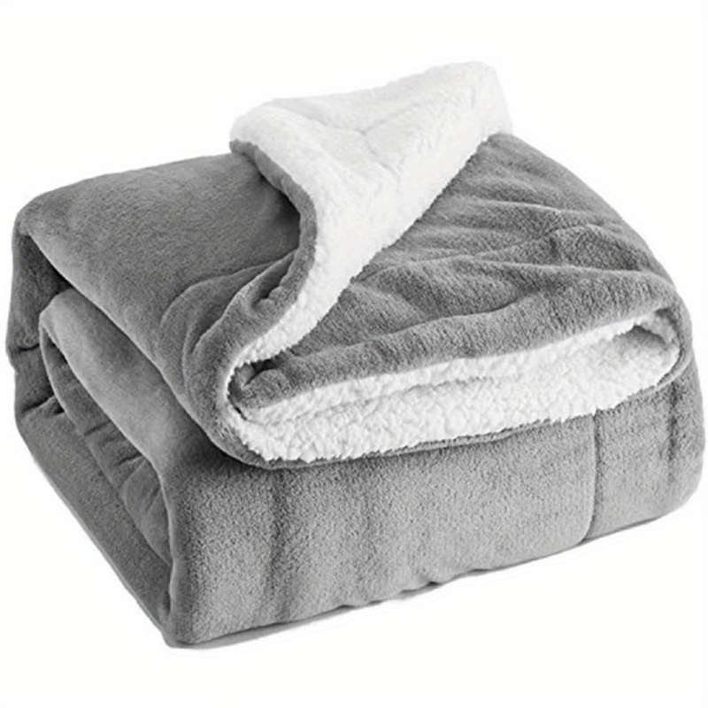 1ps Blanket Color Green size 152.4x203.2cm