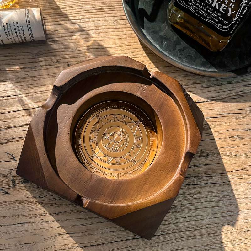 1pc Wooden Cigar Ashtray Vintage Square Ashtray Room Decor Home Decor