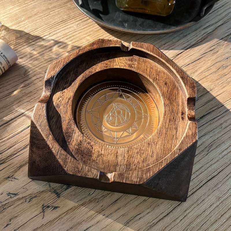 1pc Wooden Cigar Ashtray Vintage Square Ashtray Room Decor Home Decor