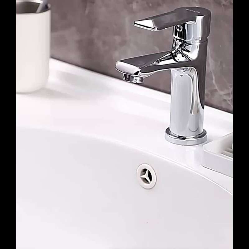 1Pc Silvery Universal Mechanical Arm Faucet