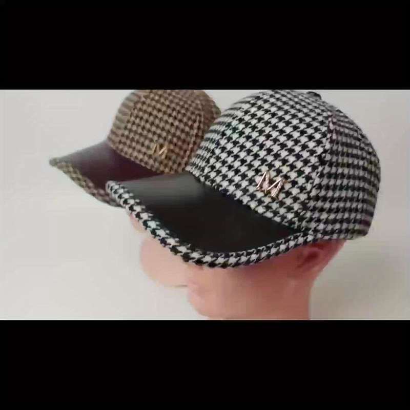 1pc Plaid Baseball Cap Warm Lightweight Adjustable for Autumn Winter Outdoor Activities