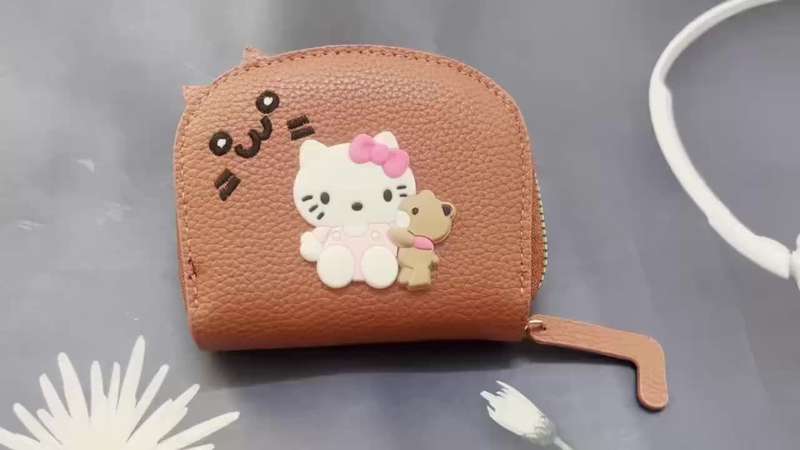 1pc Sanrio for hello kitty Mini Wallet Cute Cartoon Design with Golden Zipper Synthetic Faux Lea