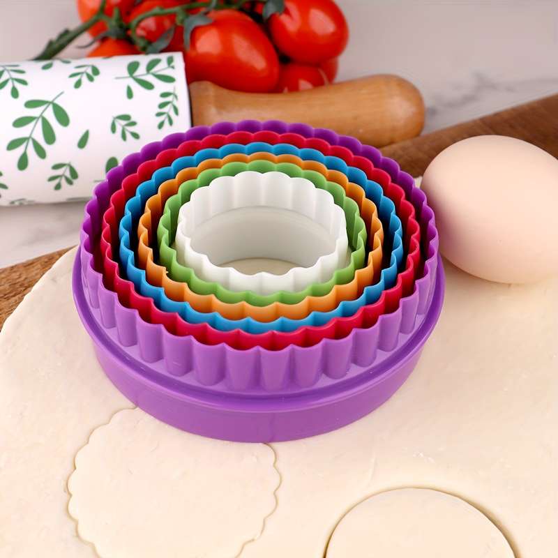 6pcs Round Colorful Plastic Cookie Molds Cookie Cake Molds Bread Cake Mousse Shaping Tools Em