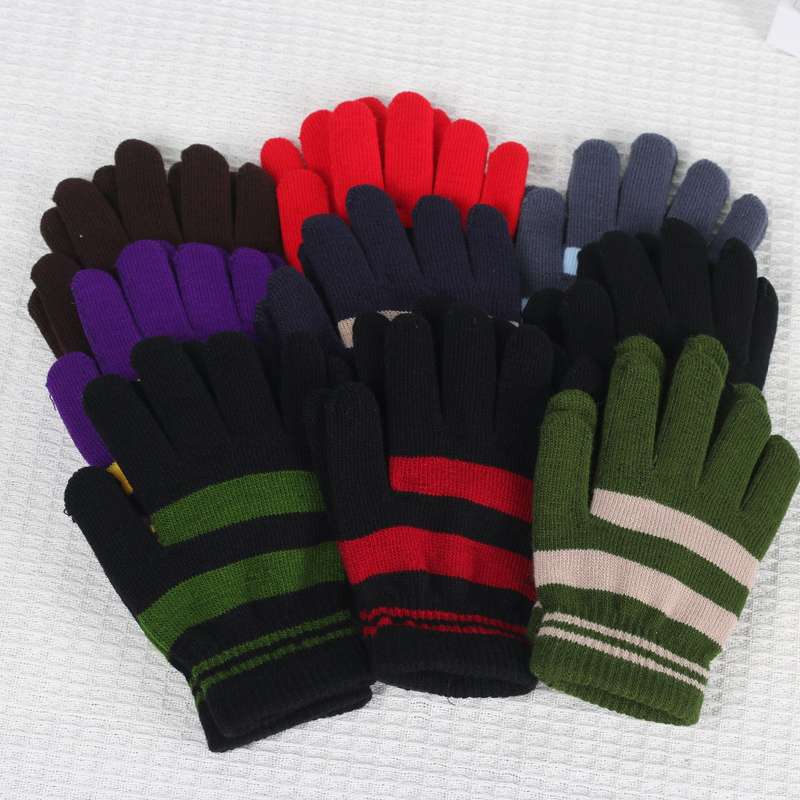 1 Pair Red And Black Style Plus Velvet Warm Gloves