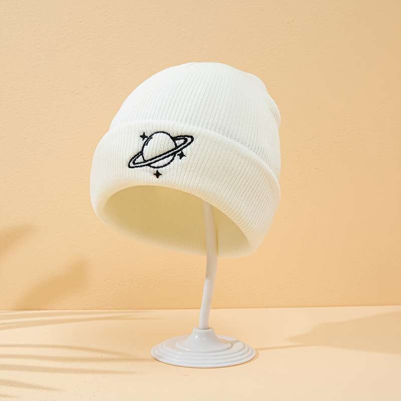 1pc Men's Planet Three Stars Embroidered Knitted Hat without Brim Suitable for Autumn and Winte