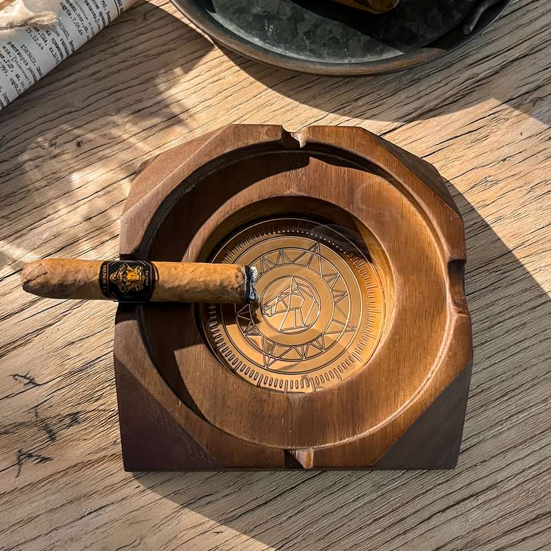 1pc Wooden Cigar Ashtray Vintage Square Ashtray Room Decor Home Decor