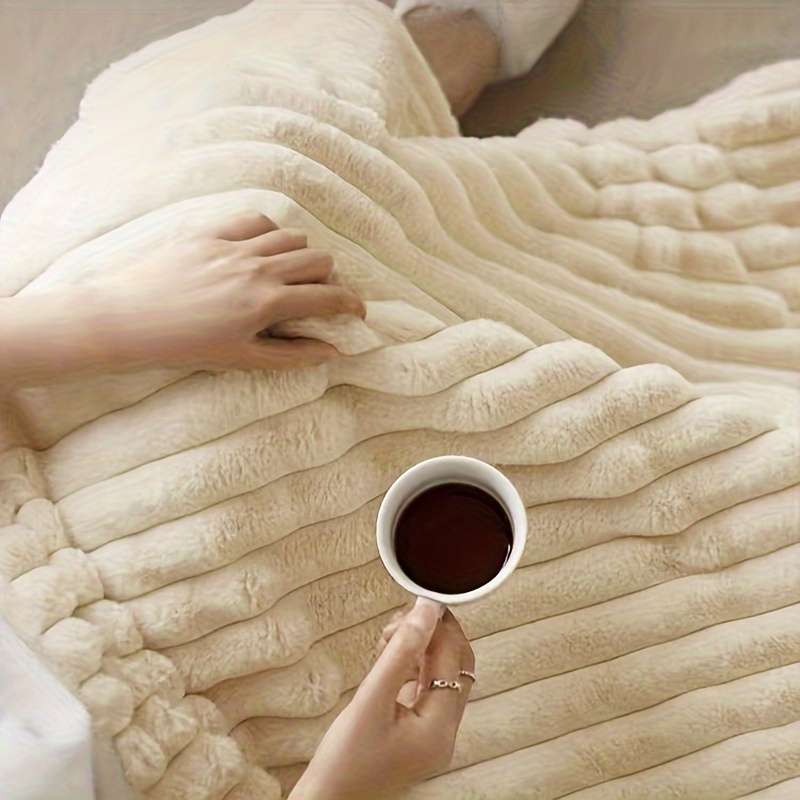 1ps Blanket Color Light Grey size 99.06x149.86cm