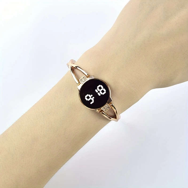 1pc LED Fashion Ladies Watch Touch Screen Ladies Era Steel Strap Electronic Student Ladies Bracelet
