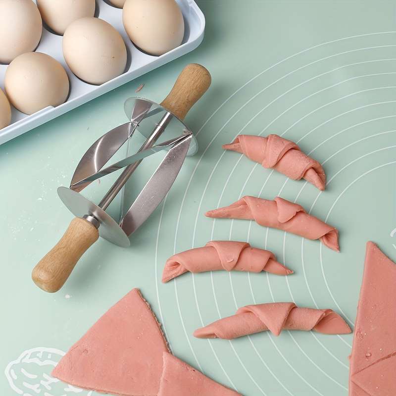 1pc Stainless Steel Croissant Wooden Handle Roller Cutter Bread Dough Pastry Making Tool For Ki