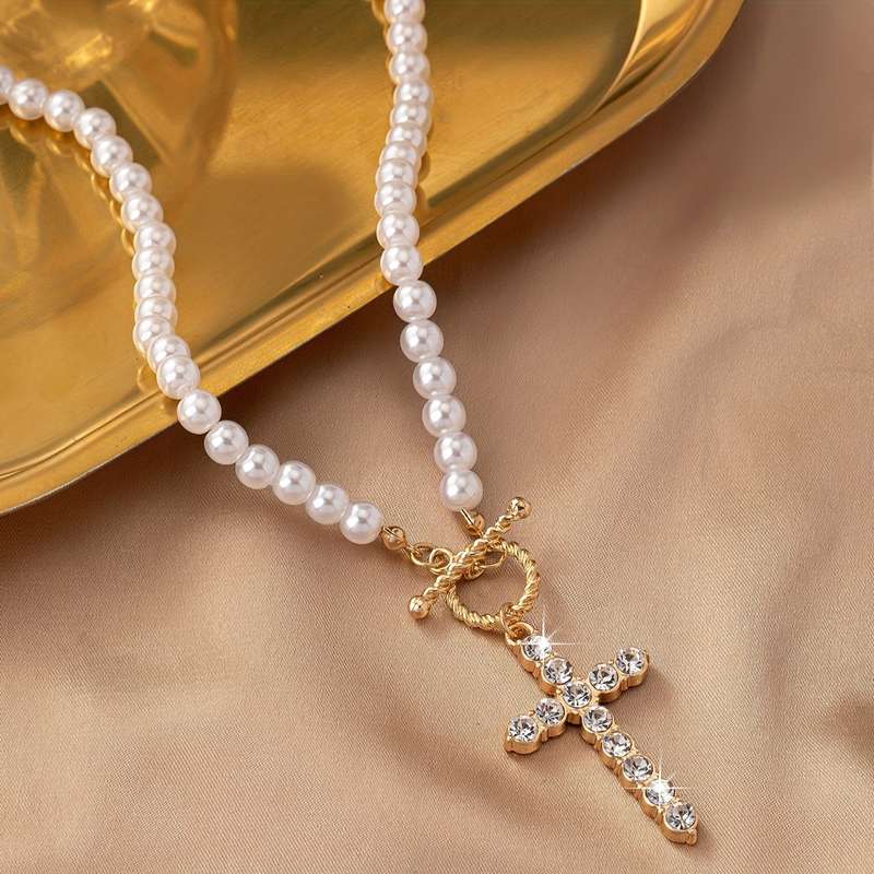 1 Piece White Jesus Theme Pendant