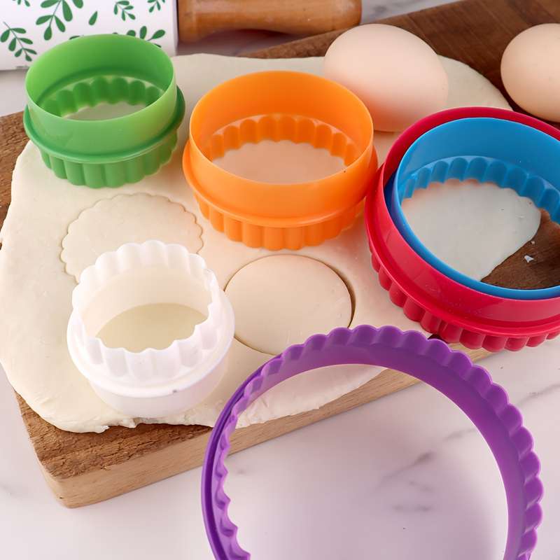 6pcs Round Colorful Plastic Cookie Molds Cookie Cake Molds Bread Cake Mousse Shaping Tools Em