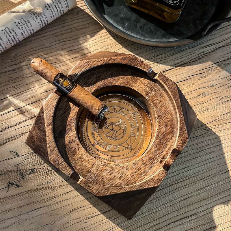 1pc Wooden Cigar Ashtray Vintage Square Ashtray Room Decor Home Decor