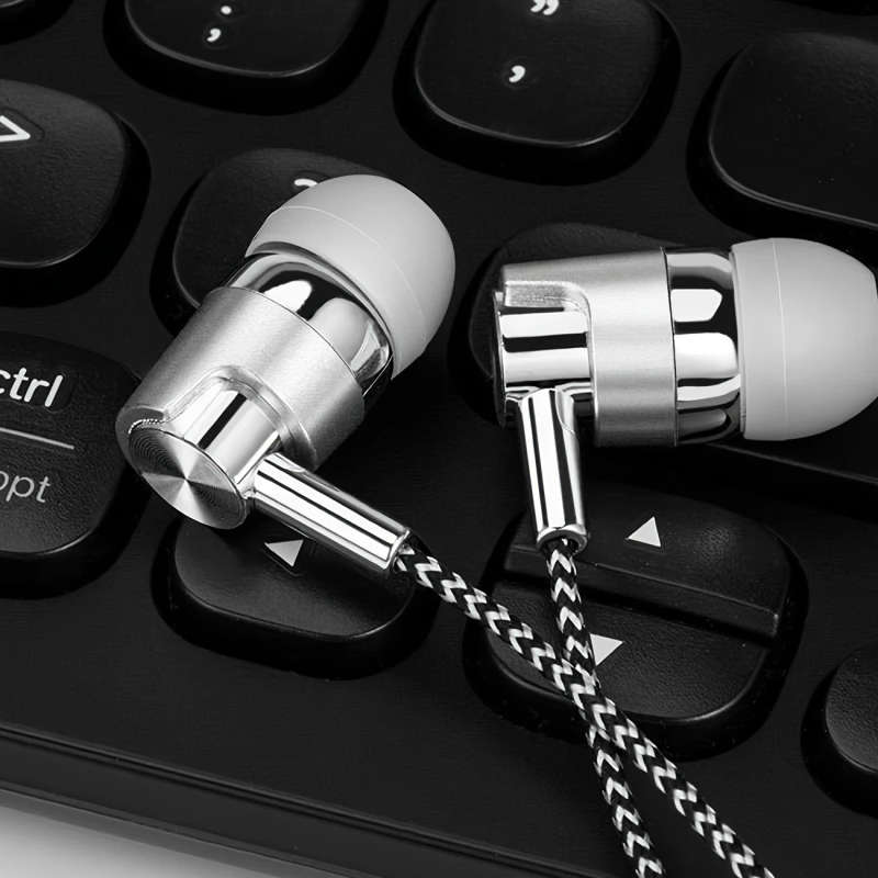 Earphone