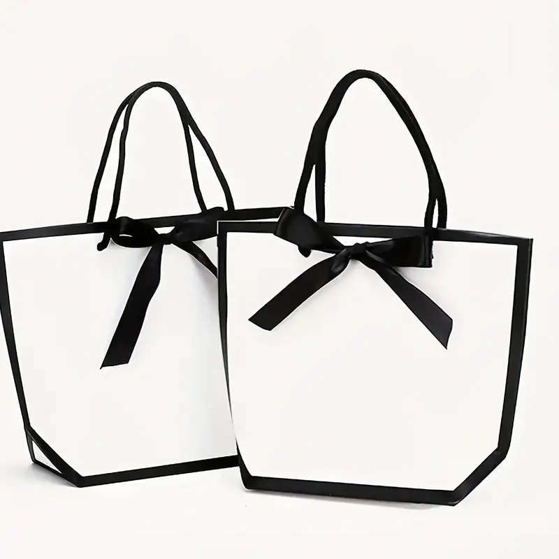 5pcs Elegant White Paper Gift Bags Versatile Portable for Weddings Birthdays Graduations Perfect for