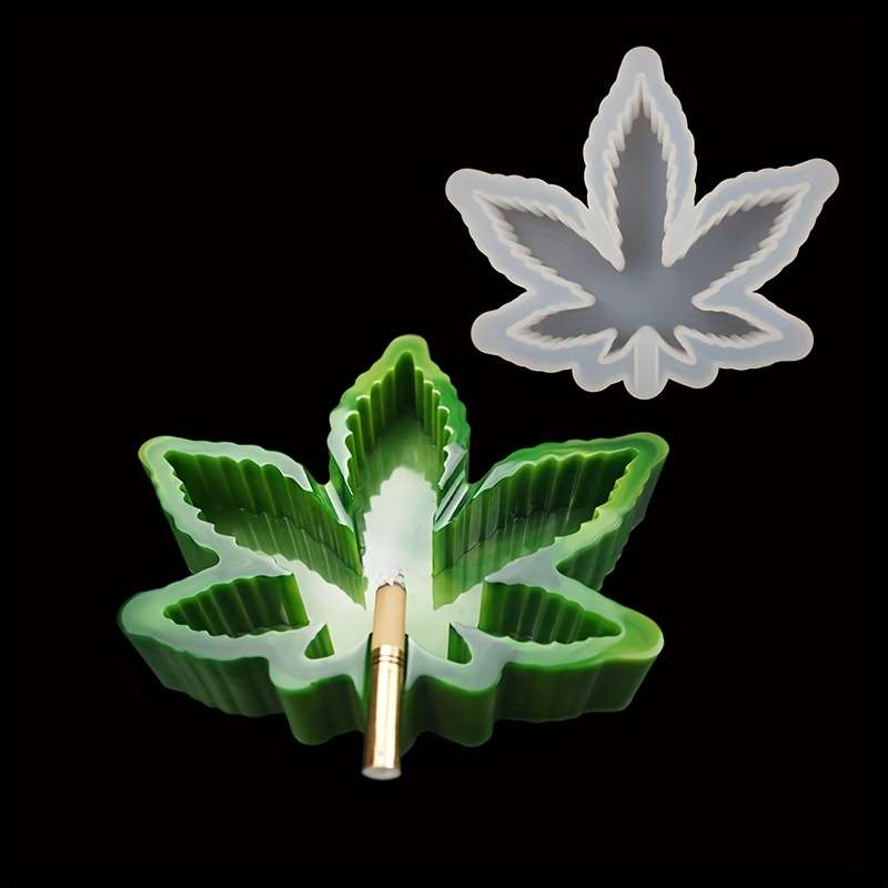 1pc DIY Crystal Drop Glue Mold Maple Leaf Ashtray Mirror Table Ashtray Storage Box Silica Gel M