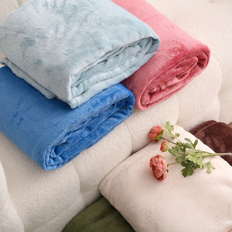 1ps Blanket Color Beige Color size 150x200cm