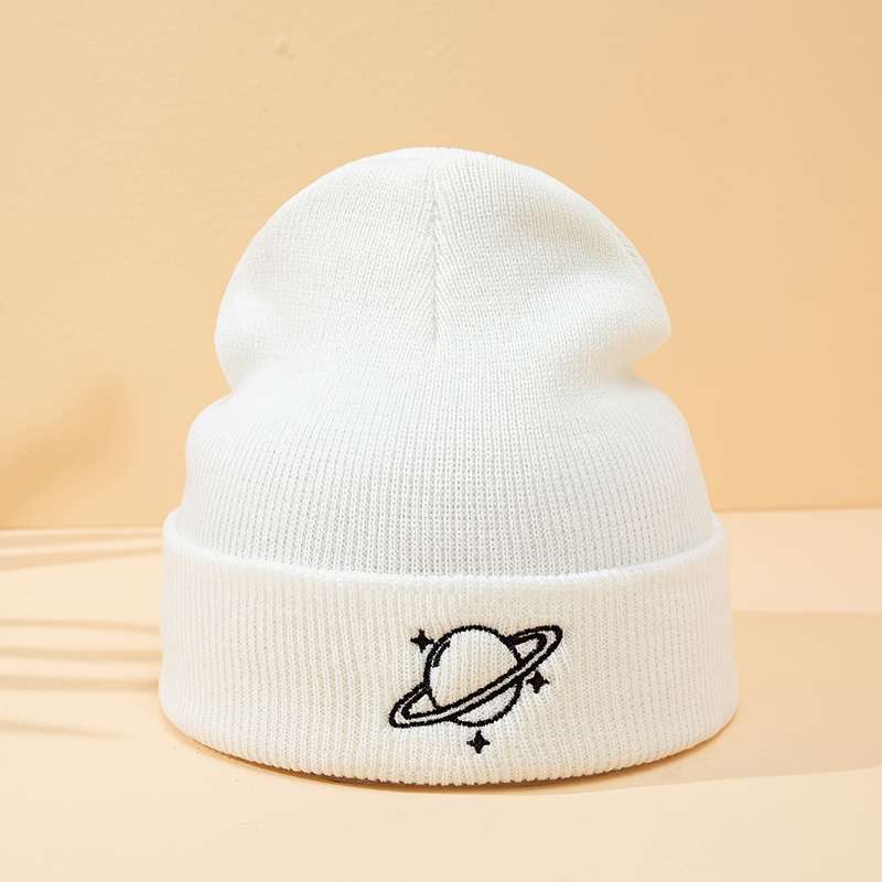 1pc Men's Planet Three Stars Embroidered Knitted Hat without Brim Suitable for Autumn and Winte