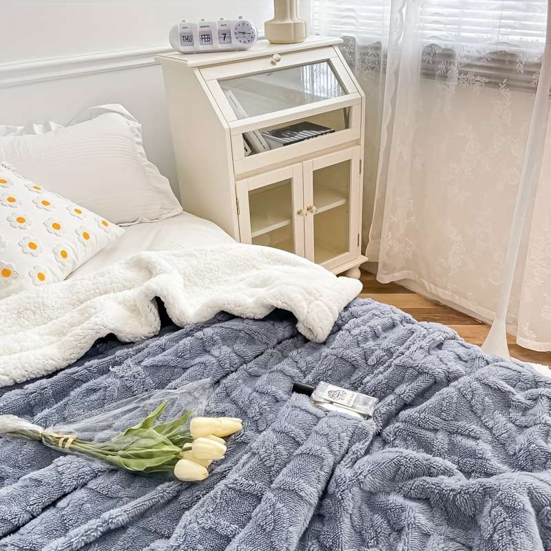 1ps Blanket Color Grey size twin 100cmx150cm