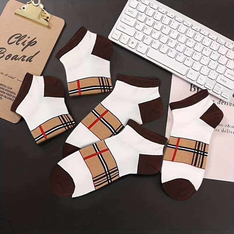 1 Pair Of Light Khaki US 6-10 Socks