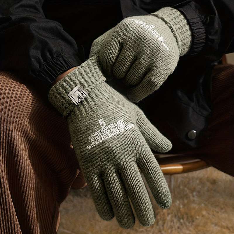 1 Pair Green Warm Gloves