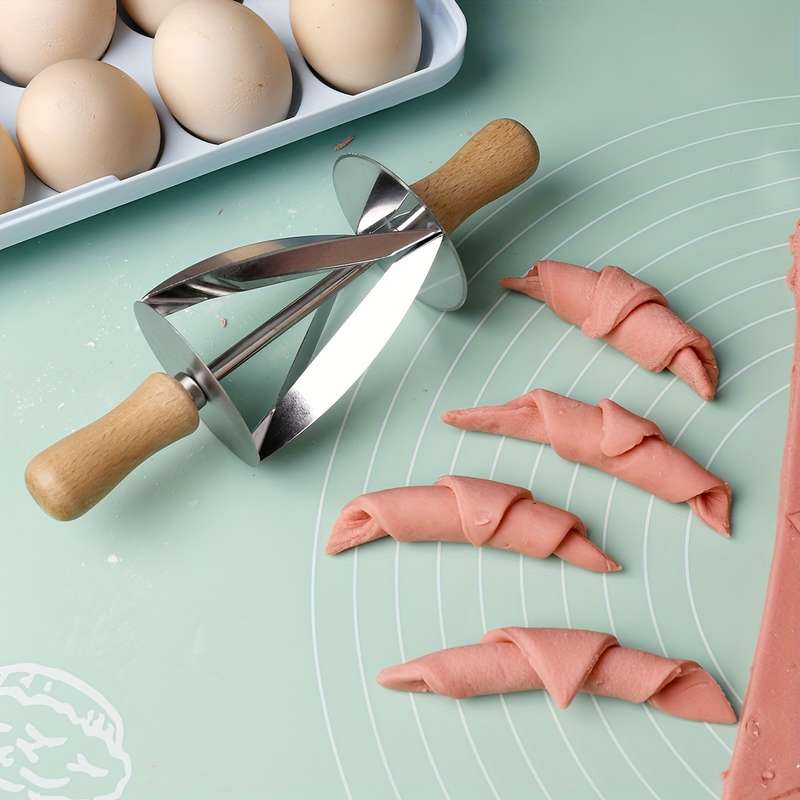1pc Stainless Steel Croissant Wooden Handle Roller Cutter Bread Dough Pastry Making Tool For Ki