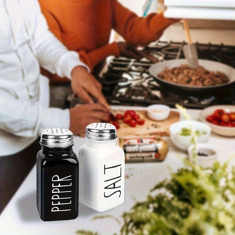 2pcs Salt And Pepper Shakers Set Glass Spice Shaker With Stainless Steel Lid Salt And Pepper