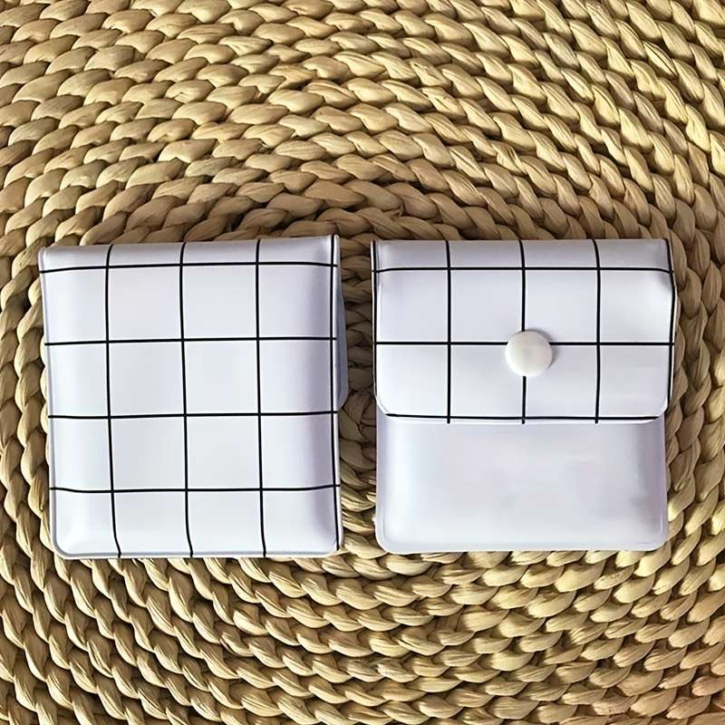1pc Portable Ash Bag Portable Pocket Ashtray Outdoor Smoking Tray