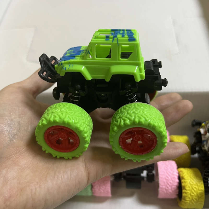 1pc Four-Wheel Drive Two-Way Inertial Off-Road Stunt Car Can Rotate with 360° Stunt As Halloween