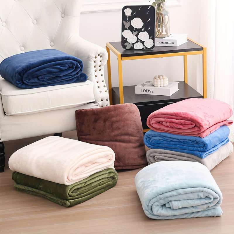 1ps Blanket Color Beige Color size 150x200cm