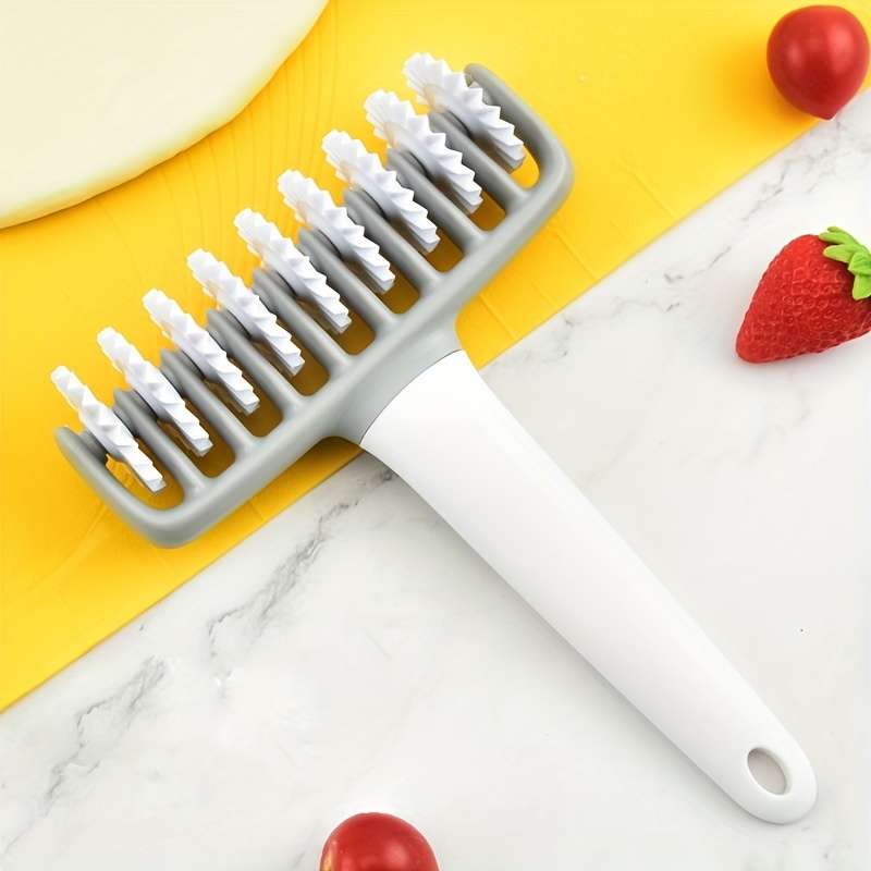 1pc WIEZ Plastic Noodle Maker Kitchen Gadget for Homemade Pasta Spaghetti and More Essent