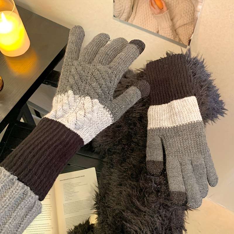 1 Pair Grey Warm Gloves