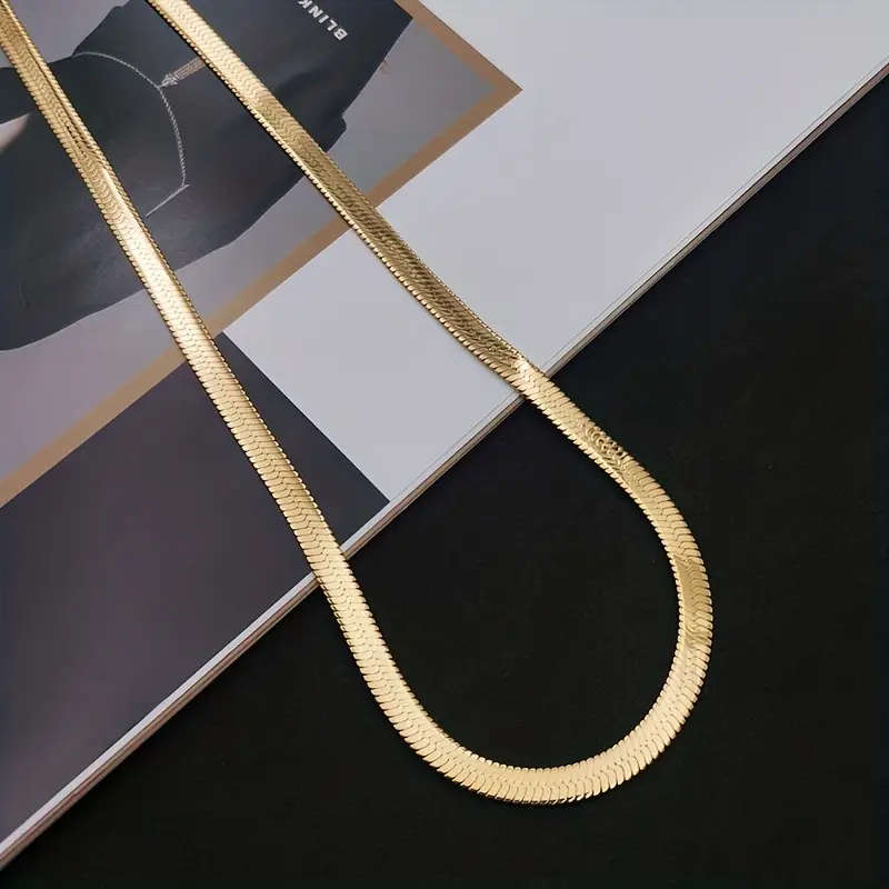 Stainless Steel Material Neutral Style Flat Collarbone Necklace