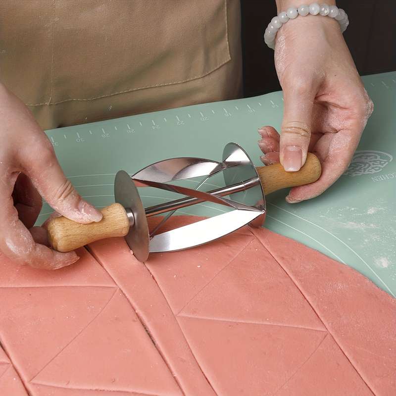 1pc Stainless Steel Croissant Wooden Handle Roller Cutter Bread Dough Pastry Making Tool For Ki