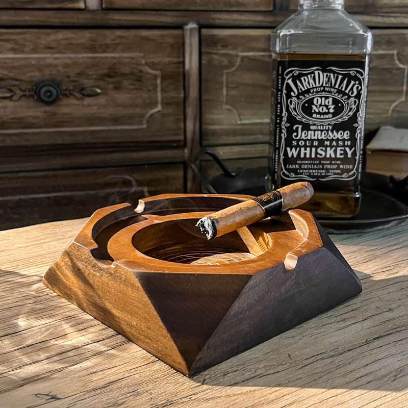 1pc Wooden Cigar Ashtray Vintage Square Ashtray Room Decor Home Decor