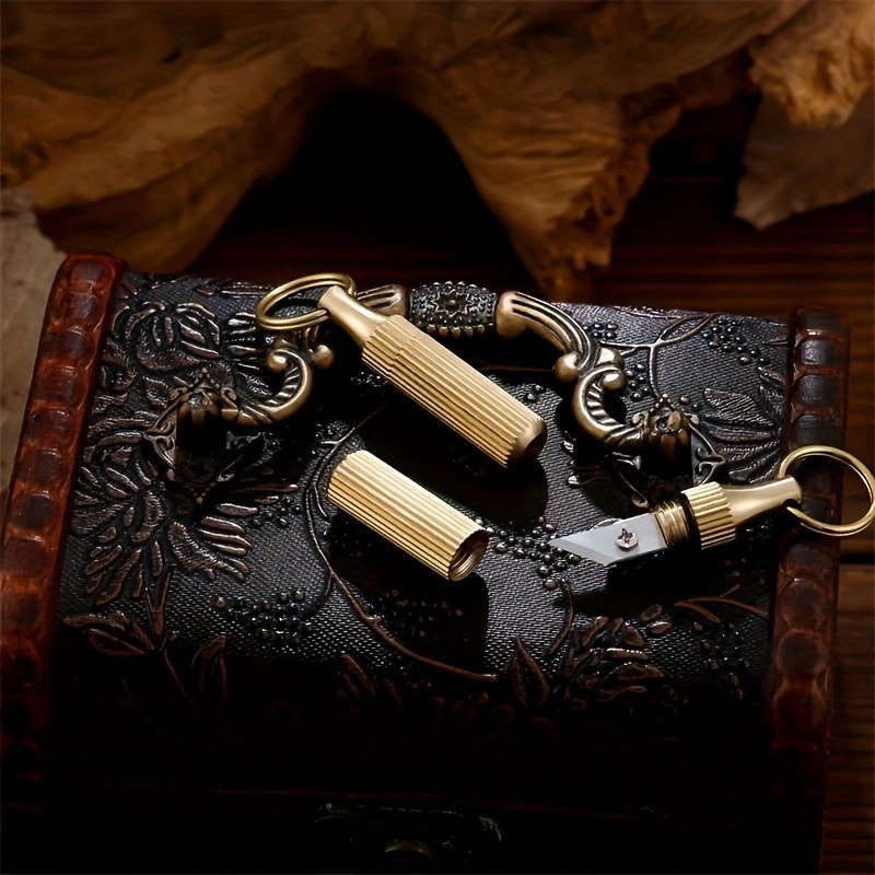 1pc Lightweight Portable Brass Compact Pocket Knife Keychain Drop