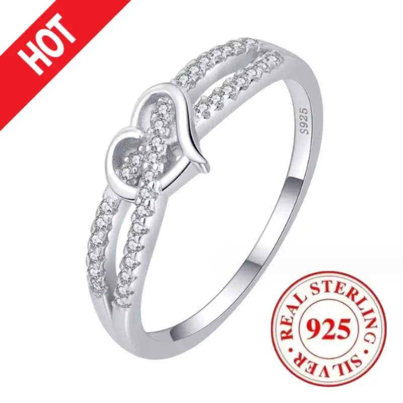 Elegant Heart-Shaped Silver Ring with Sparkling Cubic Zirconia
