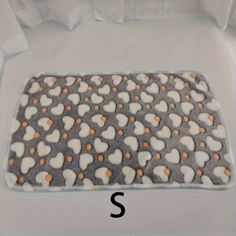 1ps Blanket Color Gray  Love Model  size L:76x104cm