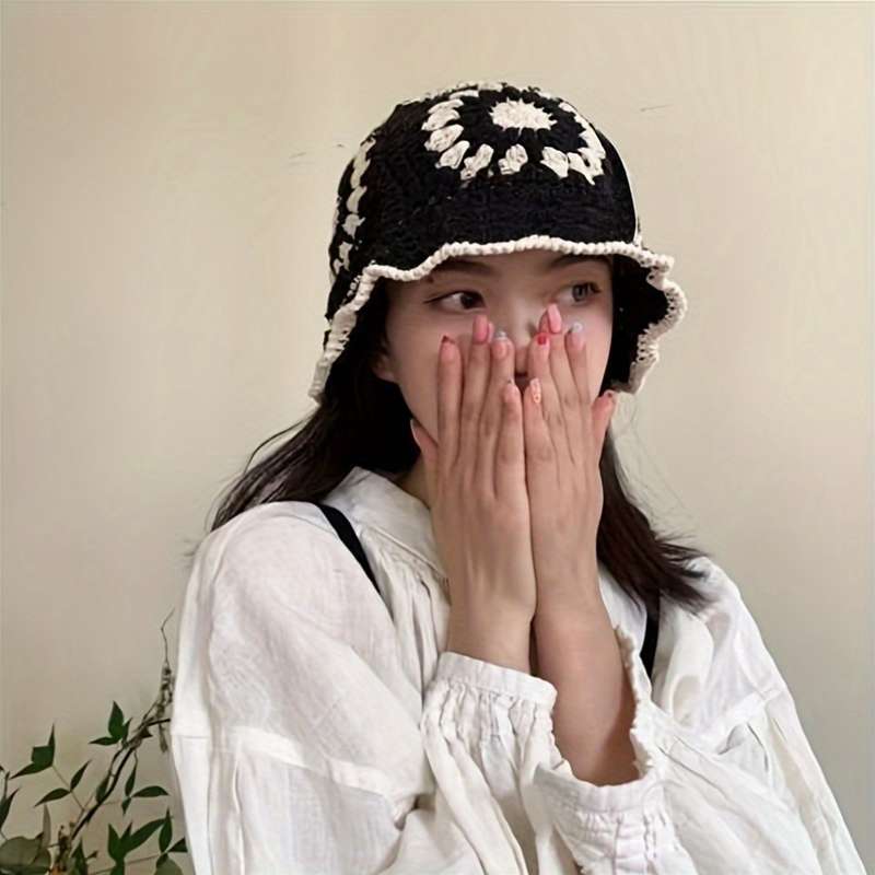 1pc Elegant Retro Floral Crochet Fisherman Hat Classic Color Block Warm Pot Hat Lightweight Breat