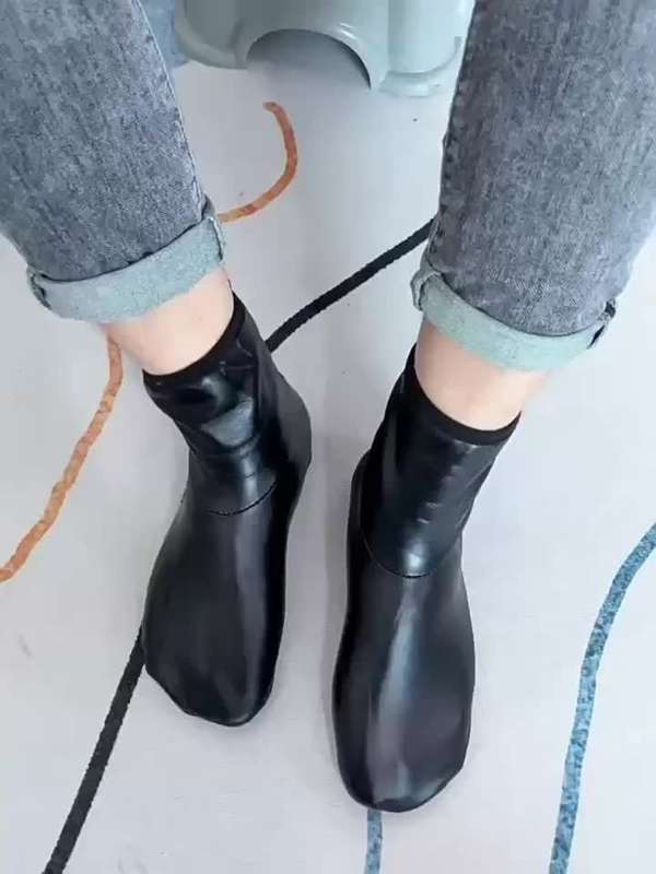 1Pairs Sock 1 Pair Black  One Size