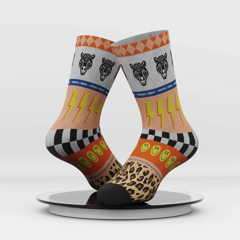1 Pair Multicolor Size M Socks