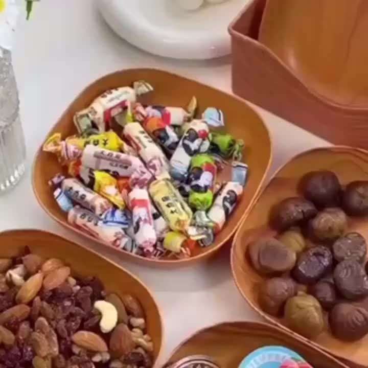 4pcs Creative Imitation Wood Plastic Snack Plate Vinegar Dish Restaurant Sushi Breakfast Dried