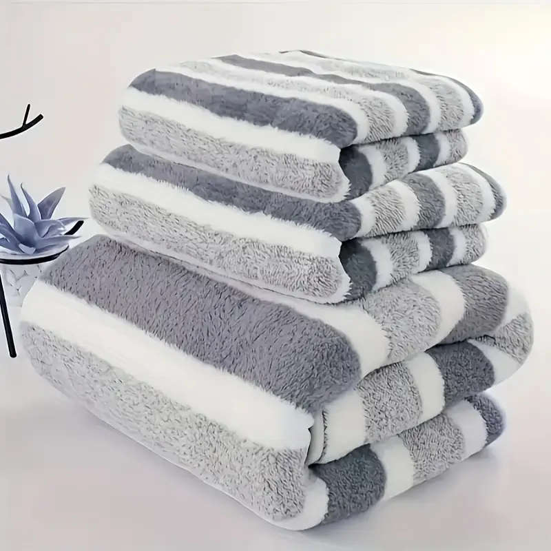 3 Piece Blue and White Striped Luxury Bath Towel Set