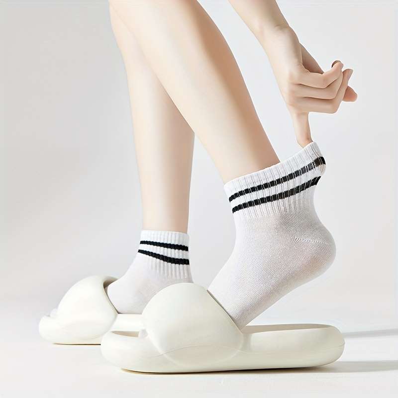 5 Pairs Multicolor Asian One Size High Elastic Socks